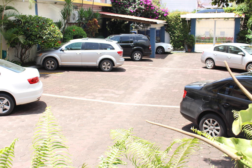 Arcos Hotel Catemaco Exterior photo
