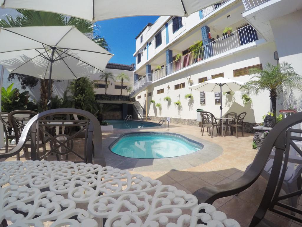 Arcos Hotel Catemaco Exterior photo